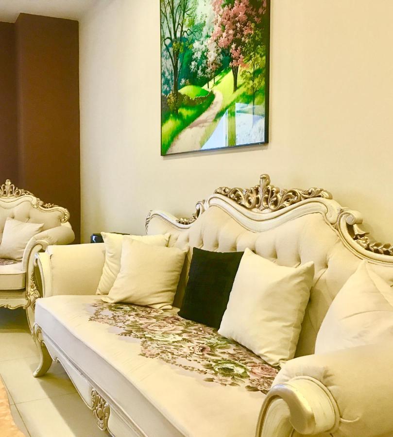 Atrium High Suite 2Bed Family Apartment Near Giga Mall Исламабад Екстериор снимка